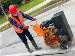 選對道路灌縫膠，用對灌縫工藝，讓道路裂縫修補(bǔ)不再徒勞