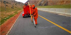 不同材質(zhì)灌縫膠價(jià)格及灌縫膠性能特點(diǎn)